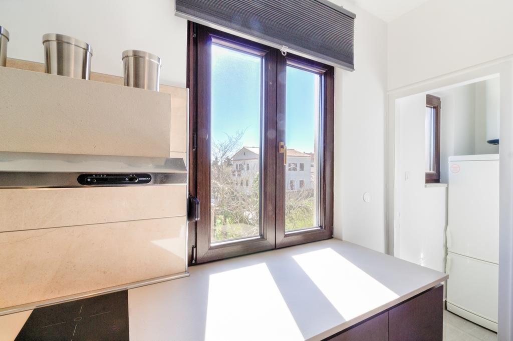 Apartments Ester Victoria 梅杜林 外观 照片